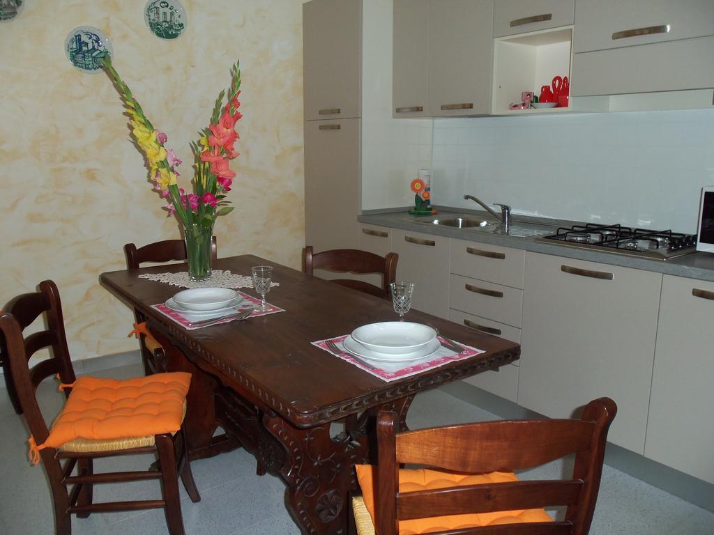 Casa Dei Ciliegi Castell'Alfero Vila Quarto foto